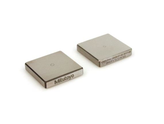 MITUTOYO 63ETB632 350HV0,3 HTB Vickers ISO 6507-3 with DAkkS certificate 30x30x6mm steel